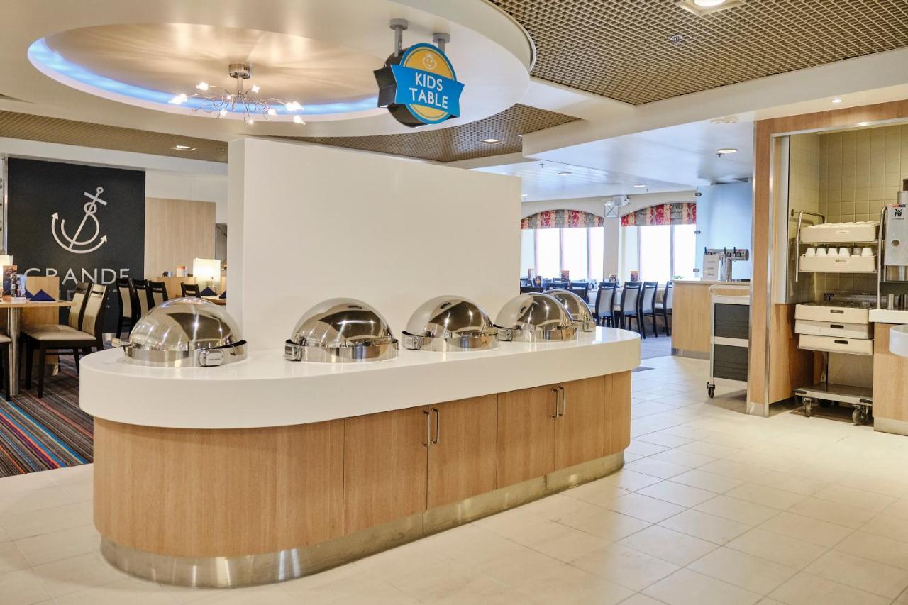  Tallink Ferry - Baltic Queen To Stockholm Tallinn