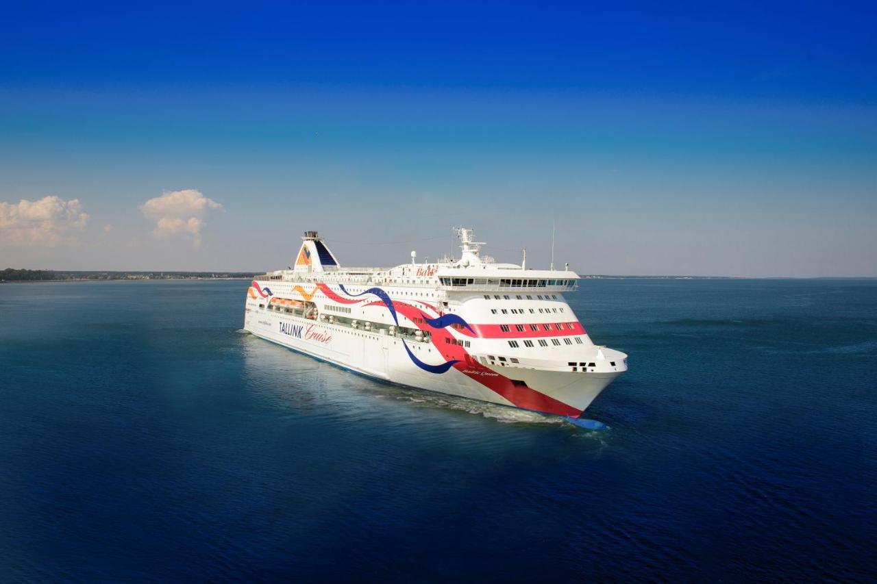 Tallink Ferry - Baltic Queen To Stockholm Tallinn