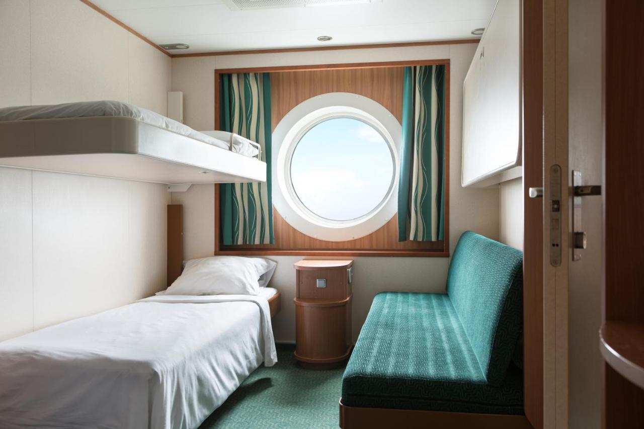 Tallink Ferry - Baltic Queen To Stockholm  *