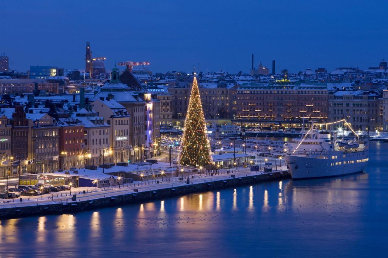 Tallink Ferry - Baltic Queen To Stockholm *