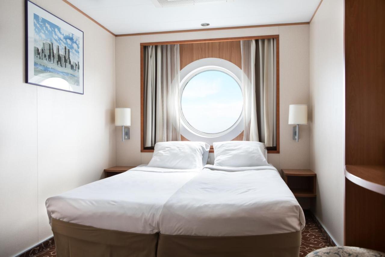 Tallink Ferry - Baltic Queen To Stockholm  *